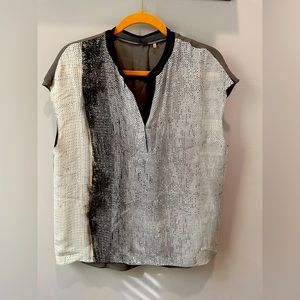 Elie Tahari sleeveless blouse